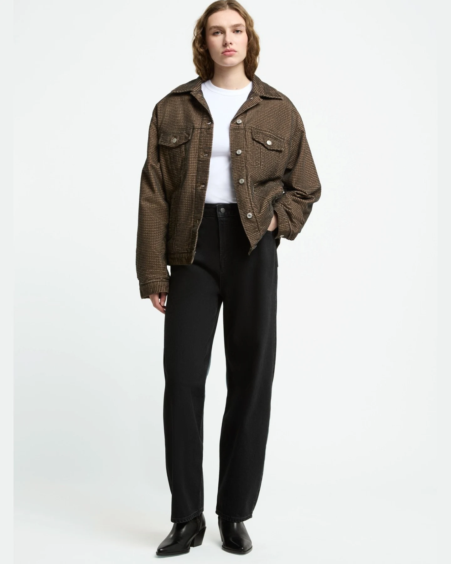 Jeans Leila Cropped Holo Black Used – Ansicht 2