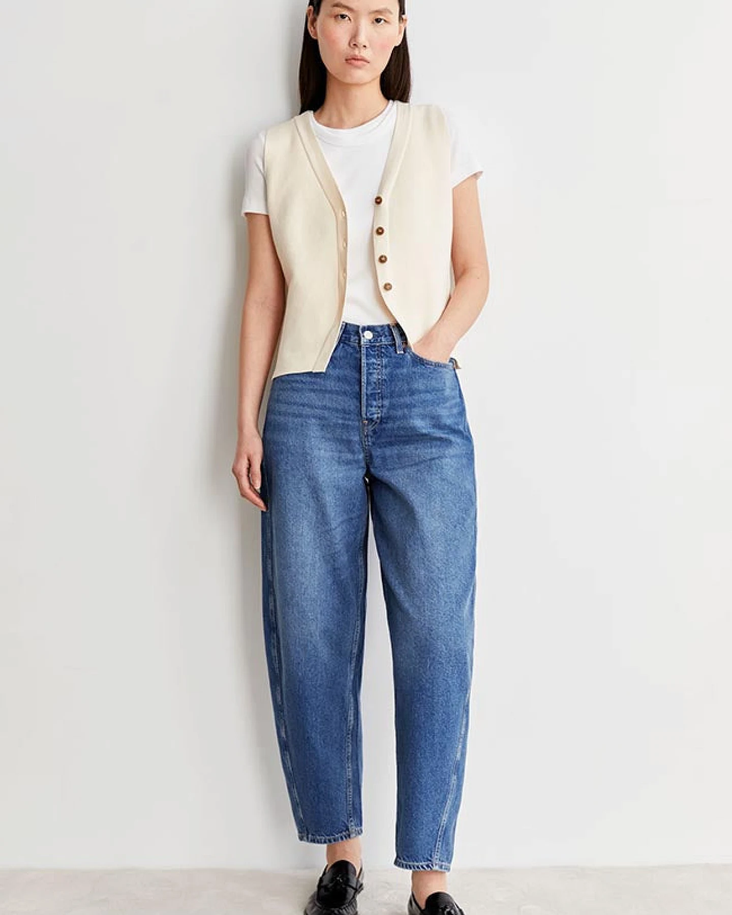 ARMEDANGELS Damen vegan Jeans Baarly Barrel Crunchy Blue – Ansicht 2