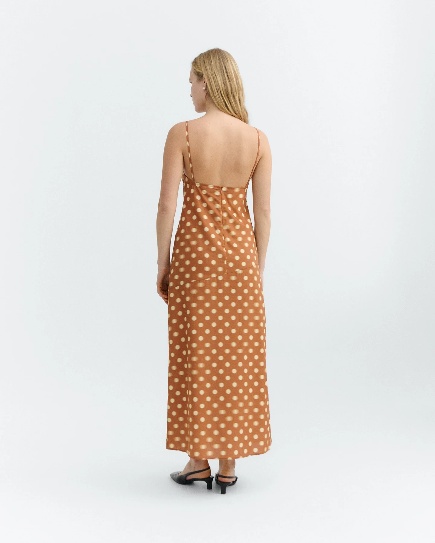 Thinking MU Damen vegan Maxi Kleid Dina Braun Polka Dots – Ansicht 2