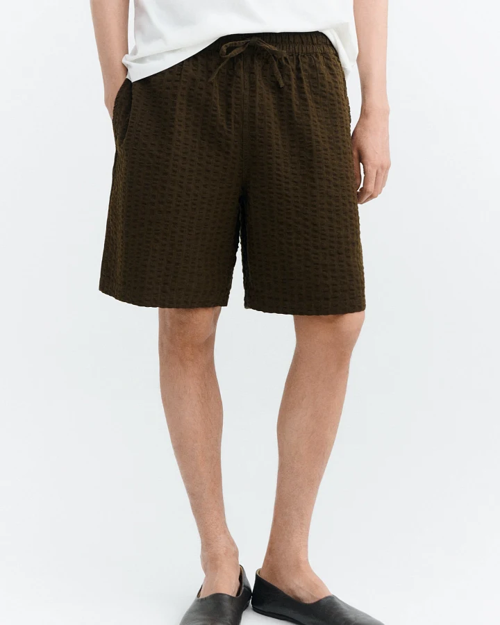 Thinking MU Herren vegan Shorts Henry Seersucker Braun