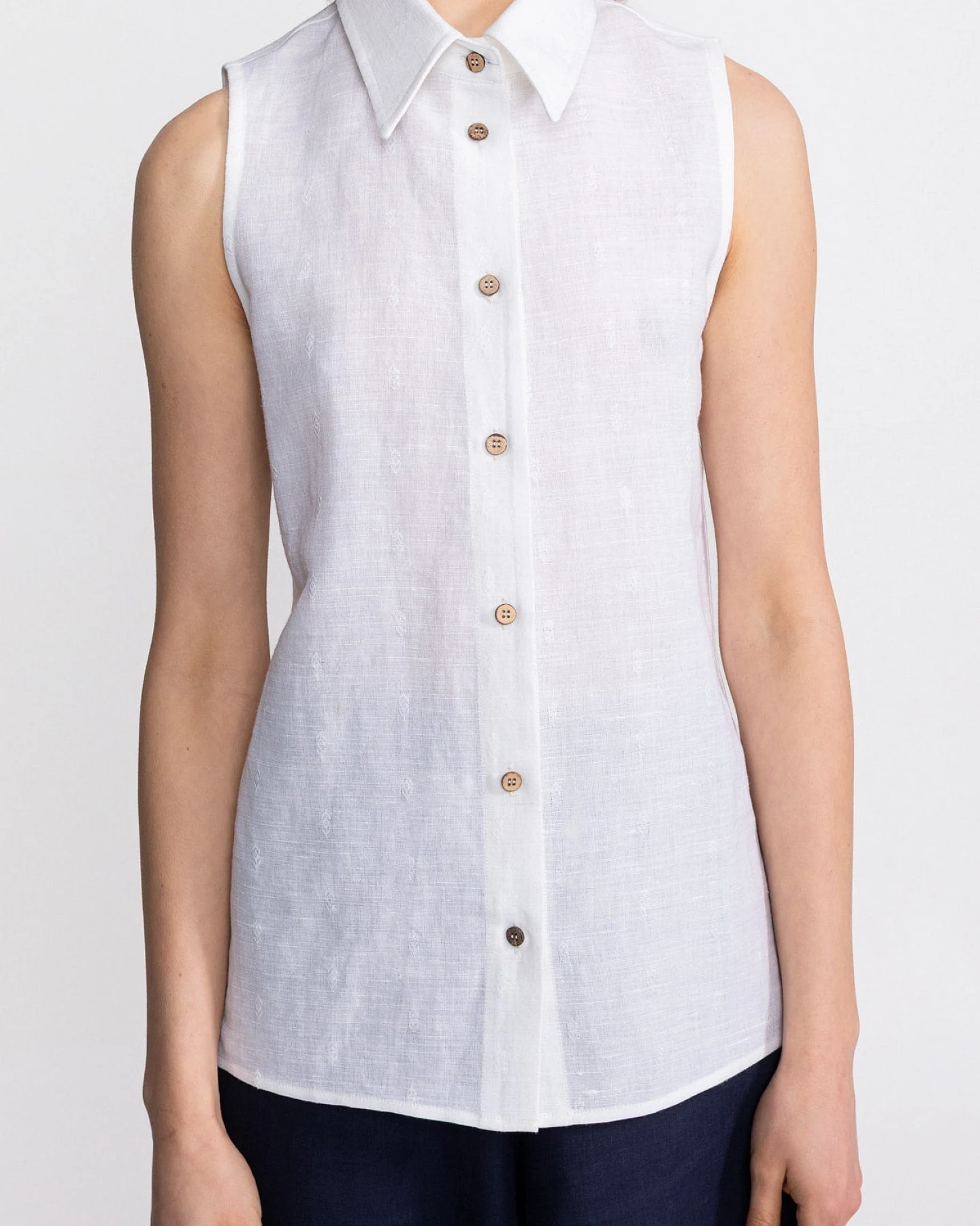 De IONESCU Damen vegan Shirt Ärmellos Bârsana Weiß – Ansicht 2