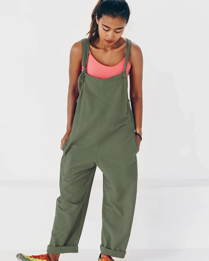 The Driftwood Tales Damen vegan Jumpsuit Salbei Grün
