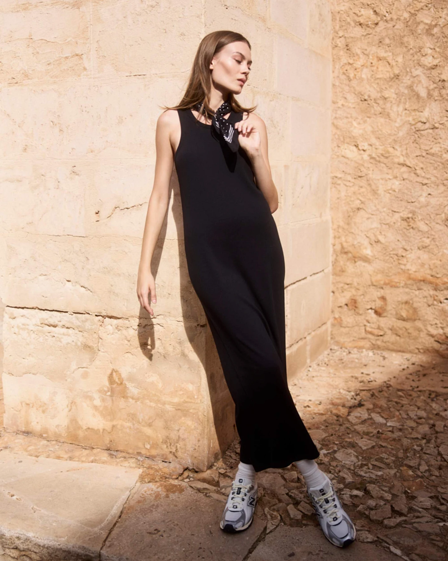 WOTE Damen vegan Midikleid Gerippt Schwarz – Ansicht 2