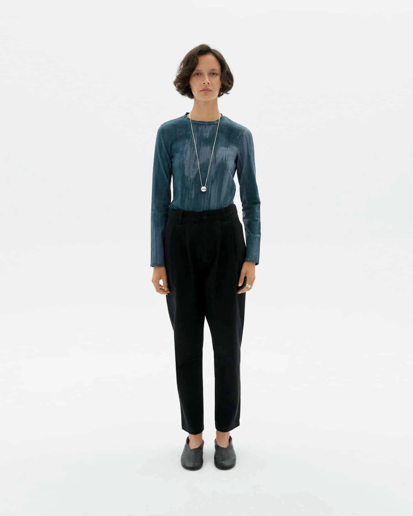 Thinking MU Damen vegan Hose Rina Schwarz – Ansicht 2