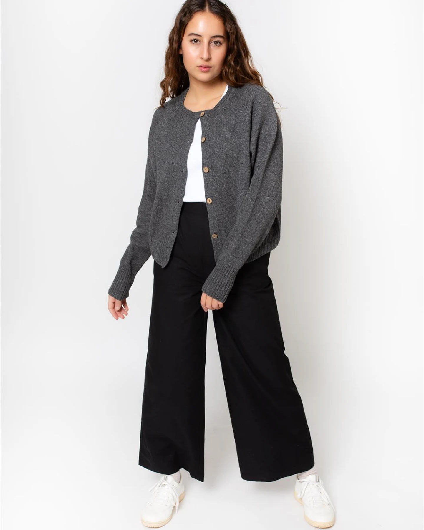 Zerum Damen vegan Hose Romy Schwarz – Ansicht 2