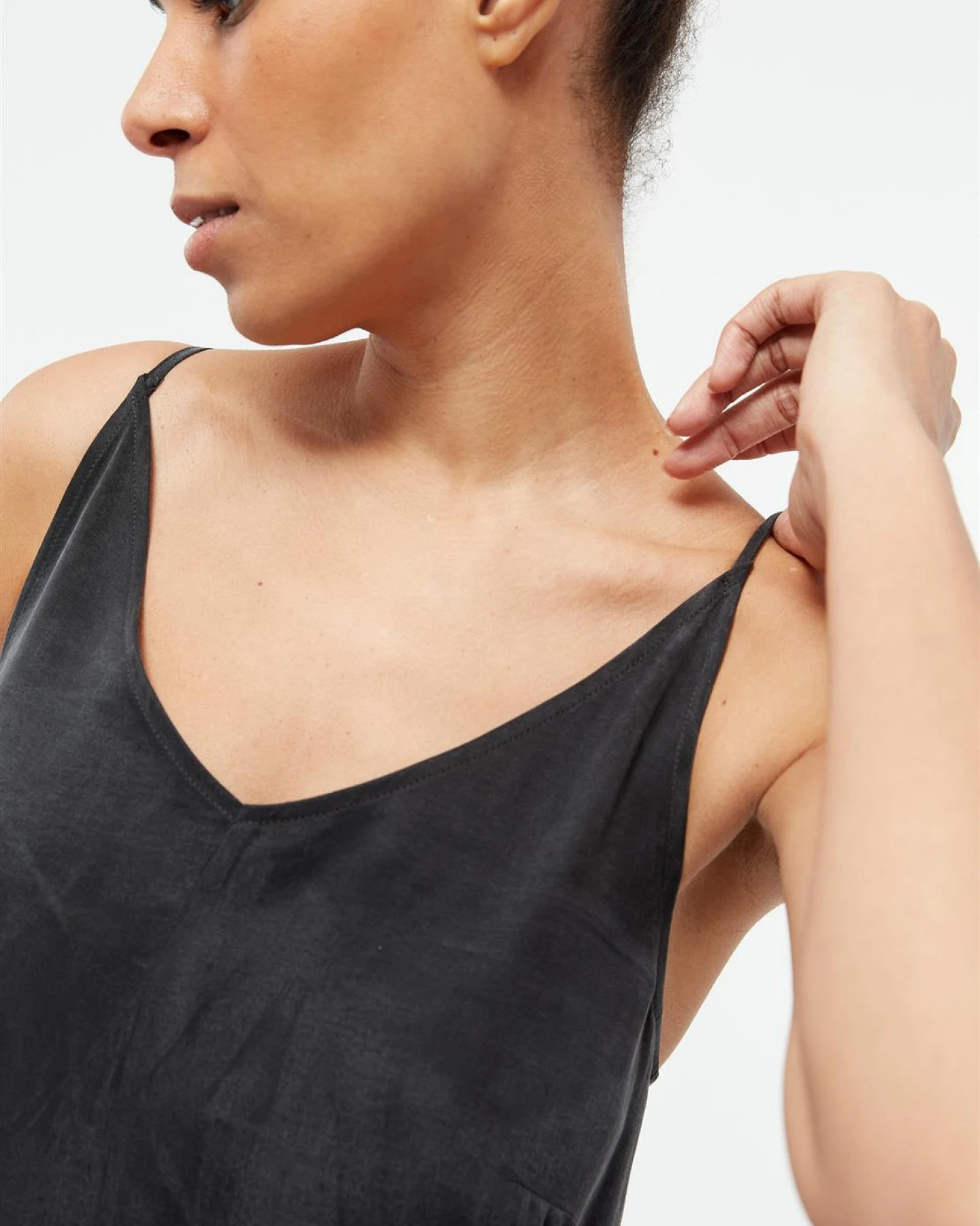 Givn Damen vegan Maxikleid Roxie Schwarz – Ansicht 2