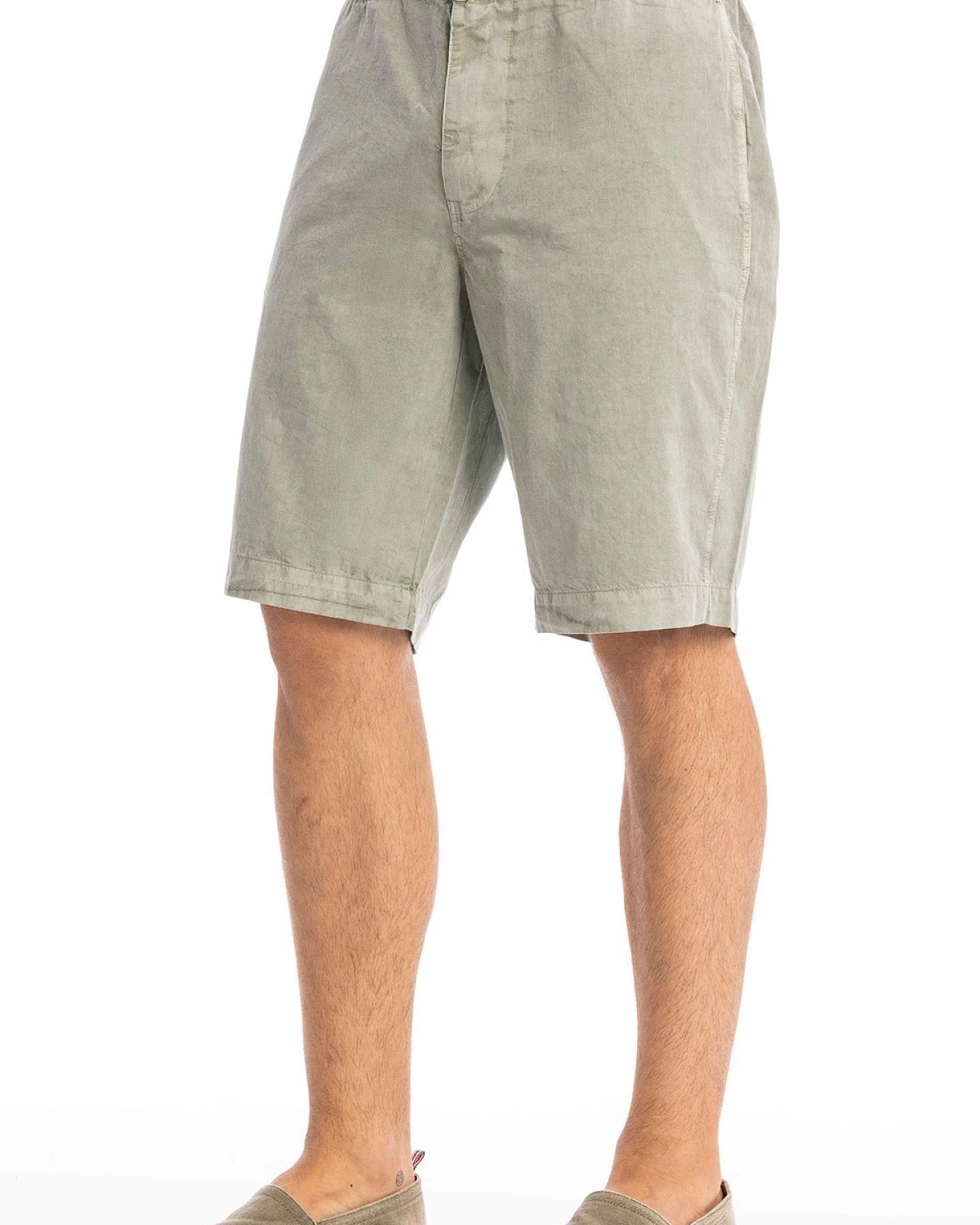 RAVENS VIEW IBIZA Herren vegan Bermudashorts Mike Staubiges Oliv – Ansicht 2