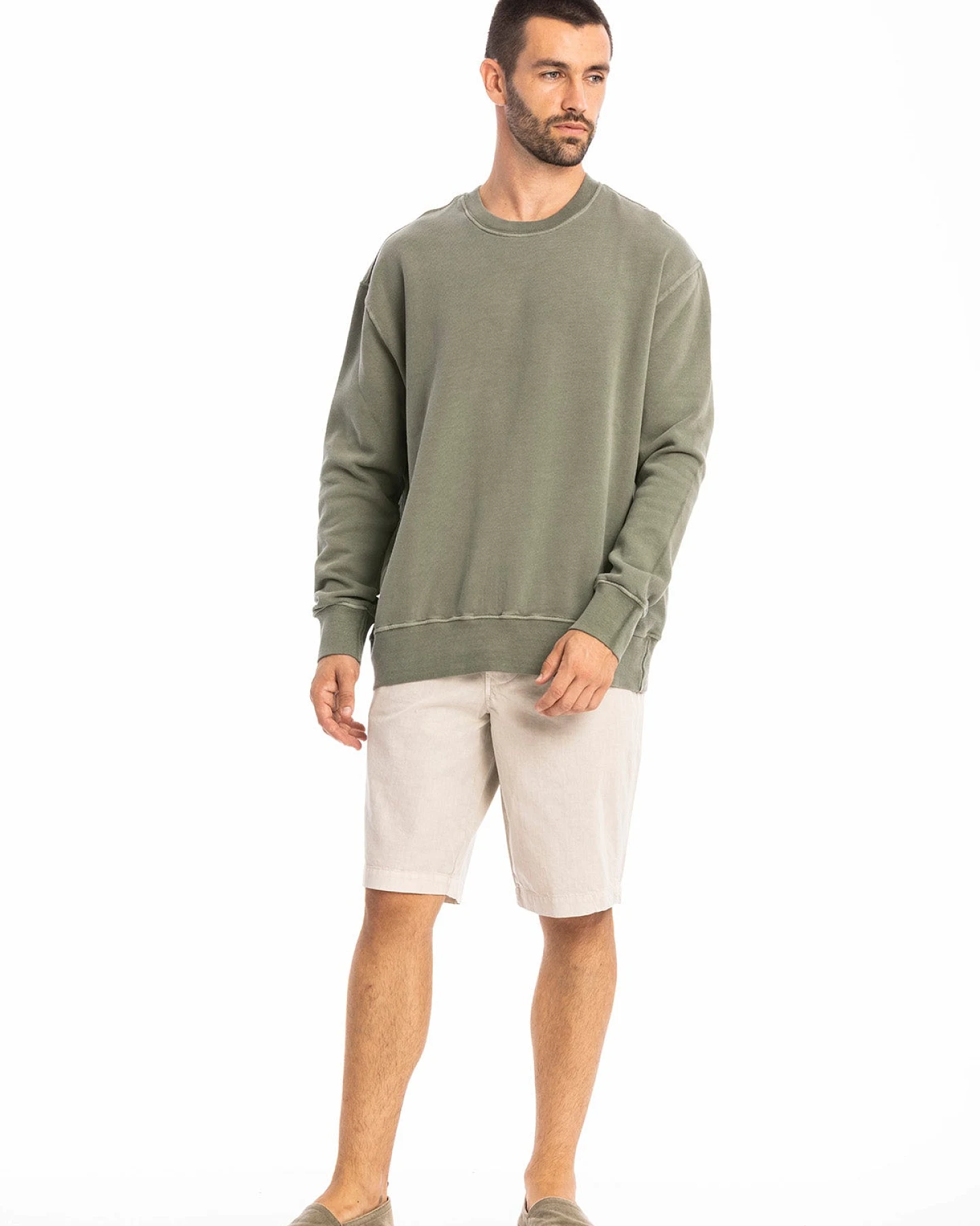 RAVENS VIEW IBIZA Herren vegan Sweatshirt Mistral Dust Olive – Ansicht 2