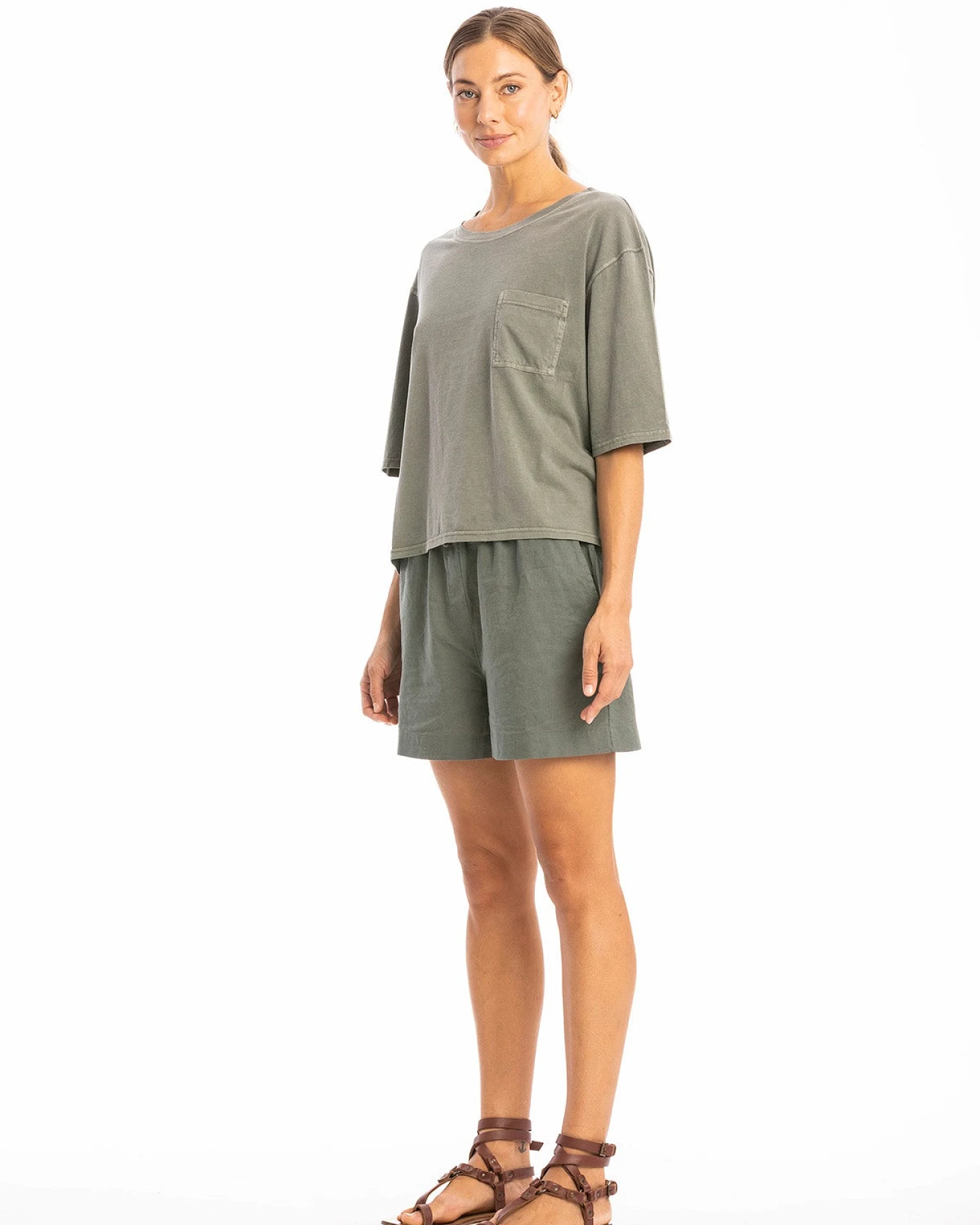 RAVENS VIEW IBIZA Damen vegan Top Riviera Dust Olive – Ansicht 2