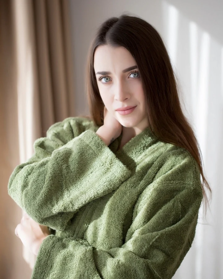 EO Home Damen vegan Bademantel Frottee Olivgrün