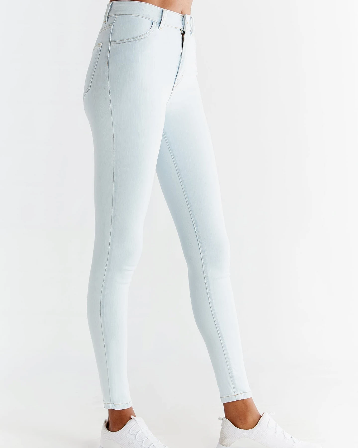 Evermind Damen vegan Jeans Skinny Fit Eisblau – Ansicht 2