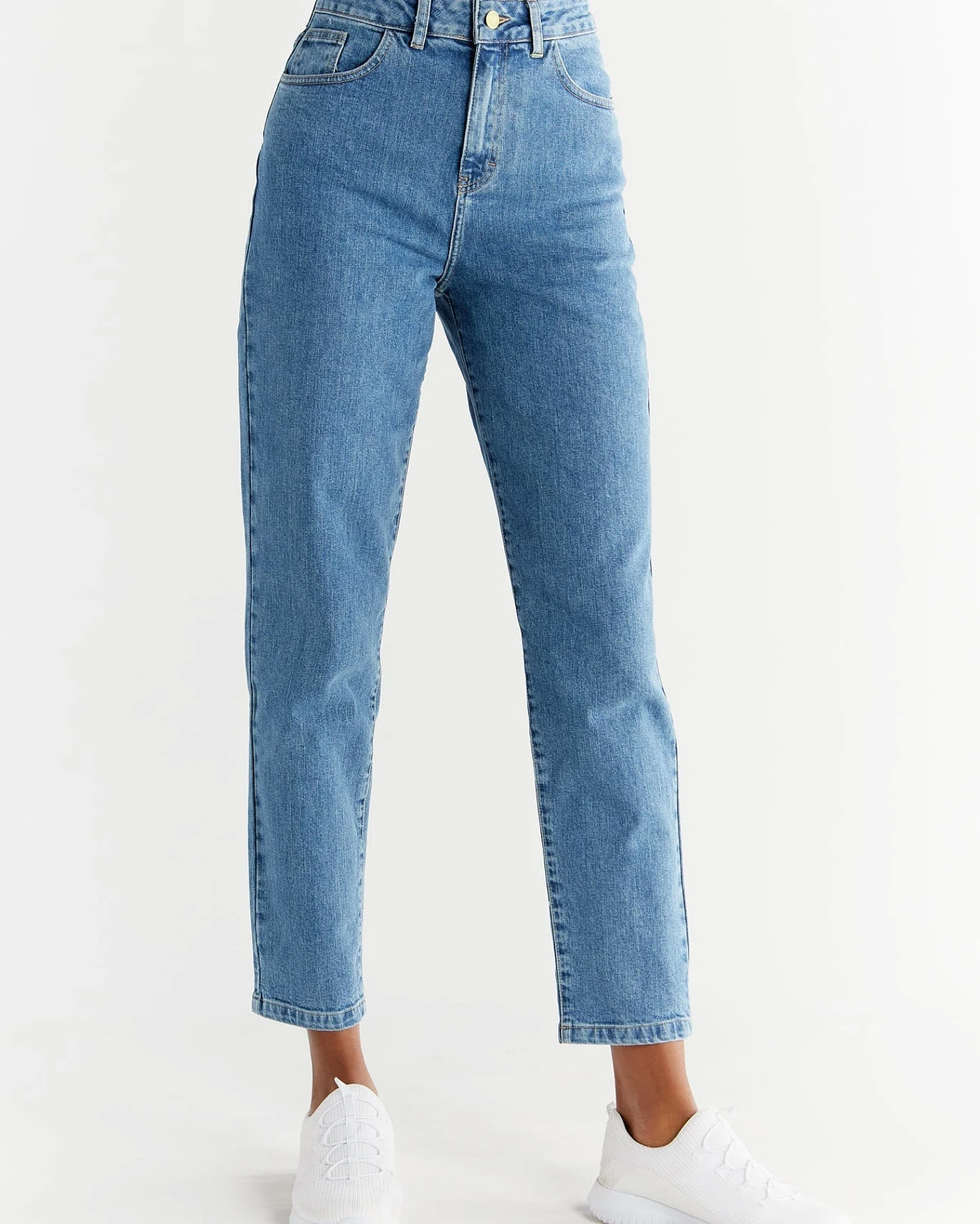 Evermind Damen vegan Jeans Mom Fit Day Himmelblau – Ansicht 2