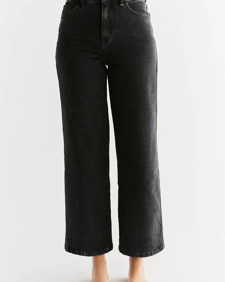Evermind Damen vegan Jeans Weites Bein Carbon Gray
