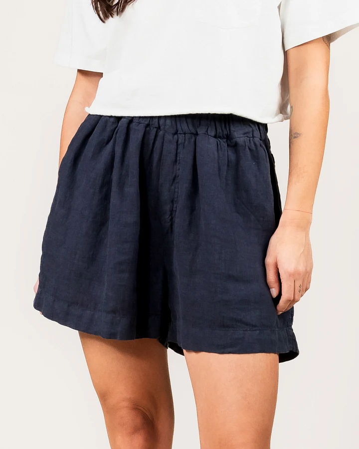 Kuyichi Damen vegan Shorts Chloe Mitternachtsblau