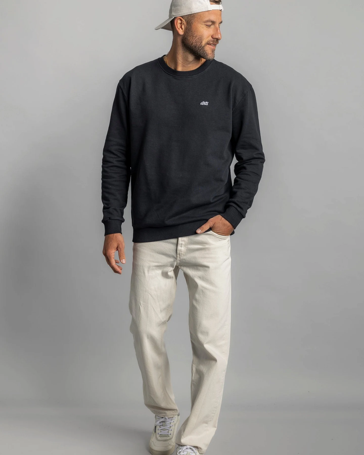 DIRTS Herren vegan Sweatshirt Logo Crewneck Schwarz – Ansicht 2