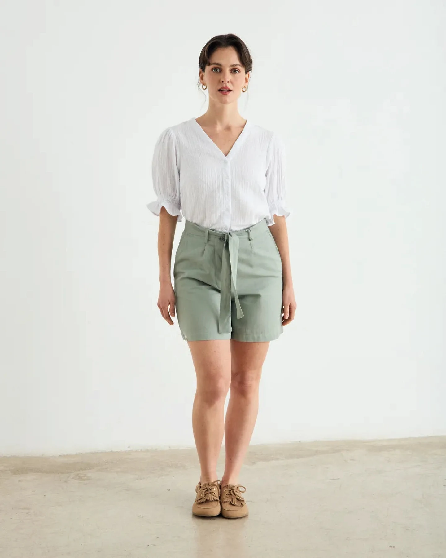 Clotsy Damen vegan Shorts Bermuda Cala Green – Ansicht 2