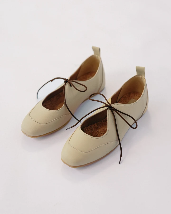 AGAZI Damen vegan Ballerina Flats Louise Nude Beige