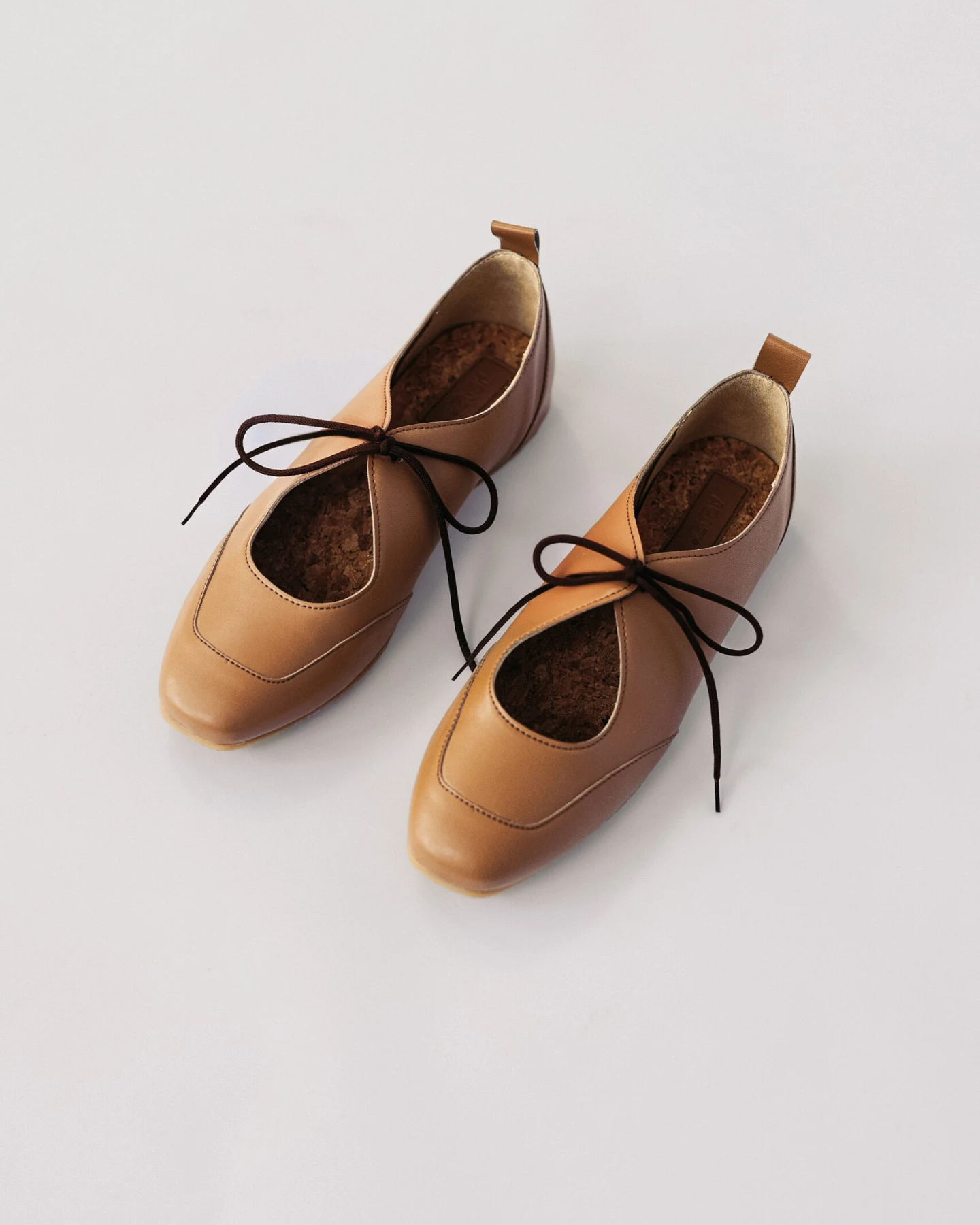 AGAZI Damen vegan Ballerina Flats Louise Toffee Braun – Ansicht 2