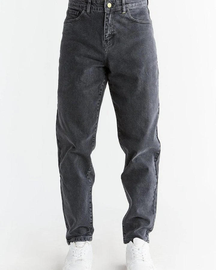 Evermind Herren vegan Jeans Carrot Fit Carbon Gray