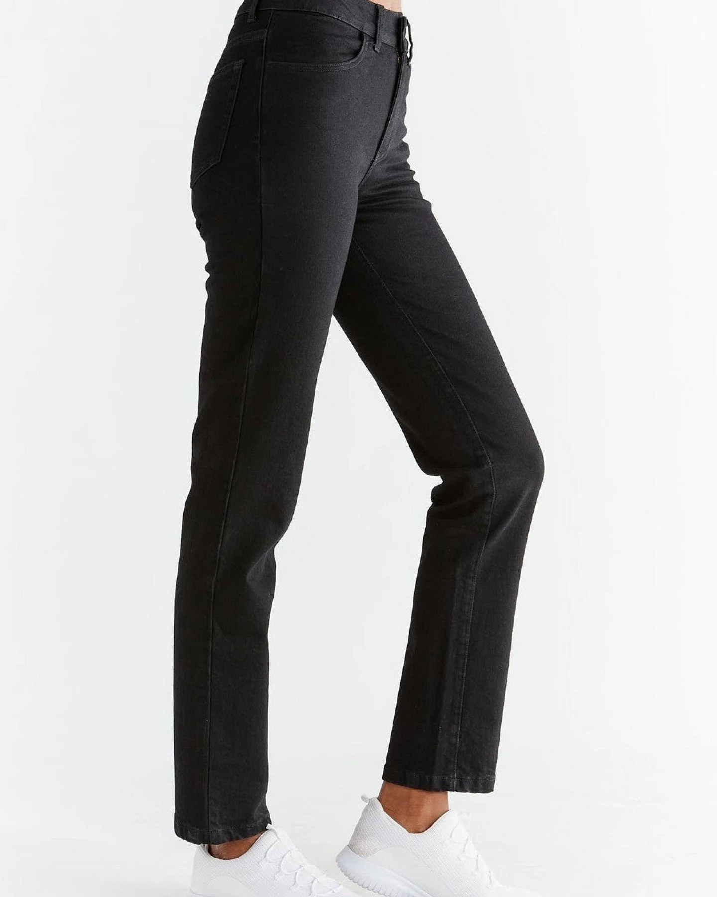 Evermind Damen vegan Jeans Straight Fit Coal Black – Ansicht 2