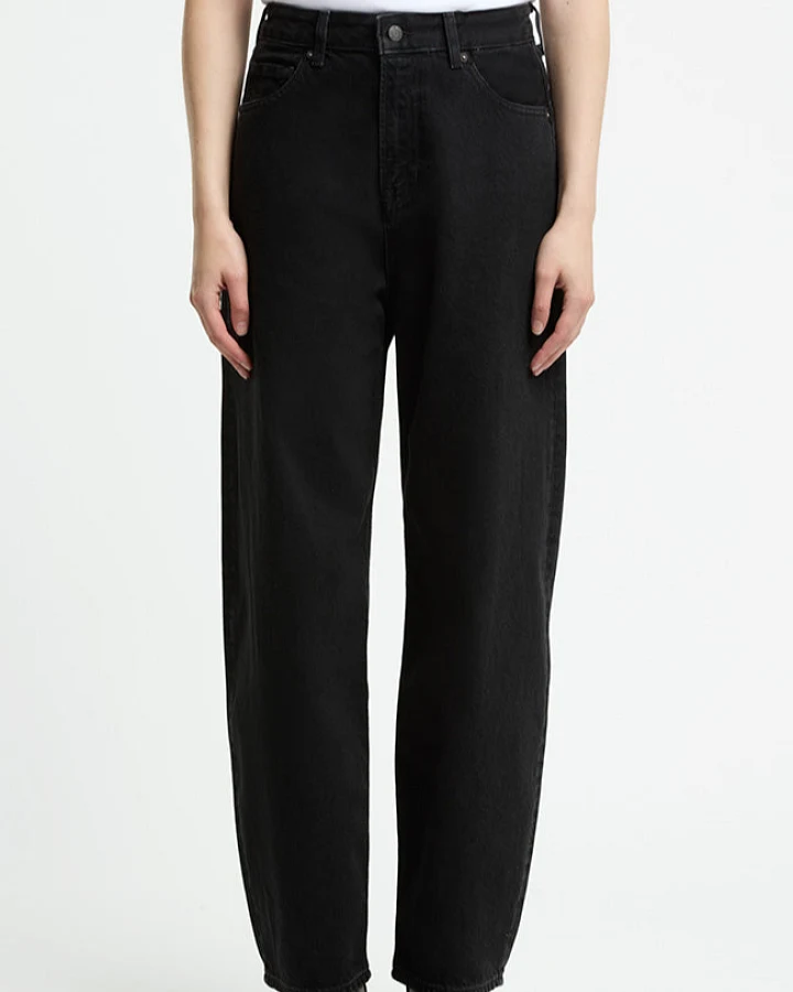Kings of Indigo Damen vegan Jeans Leila Holo Schwarz