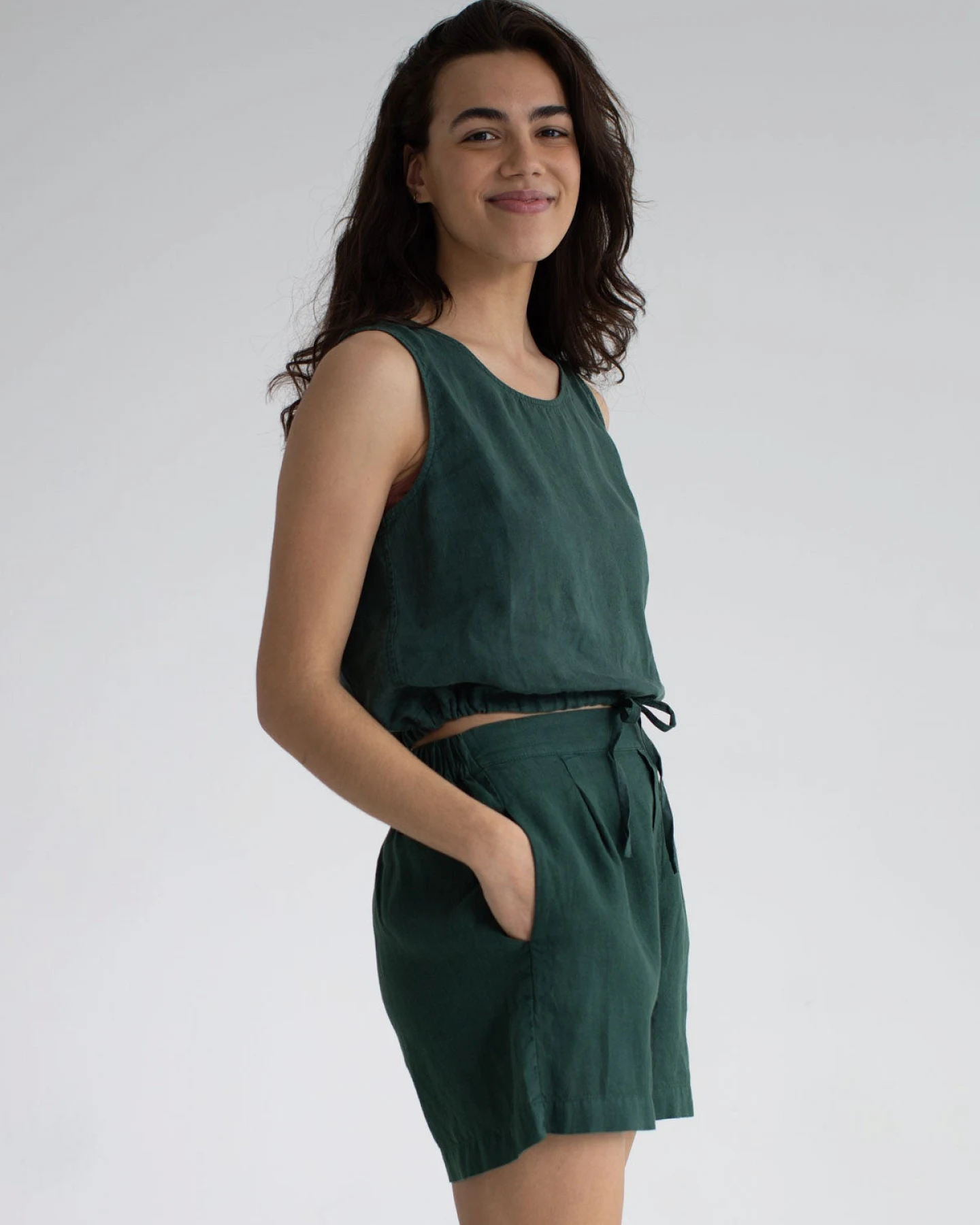 TWOTHIRDS Damen vegan Shorts Harakka Garten Grün – Ansicht 2