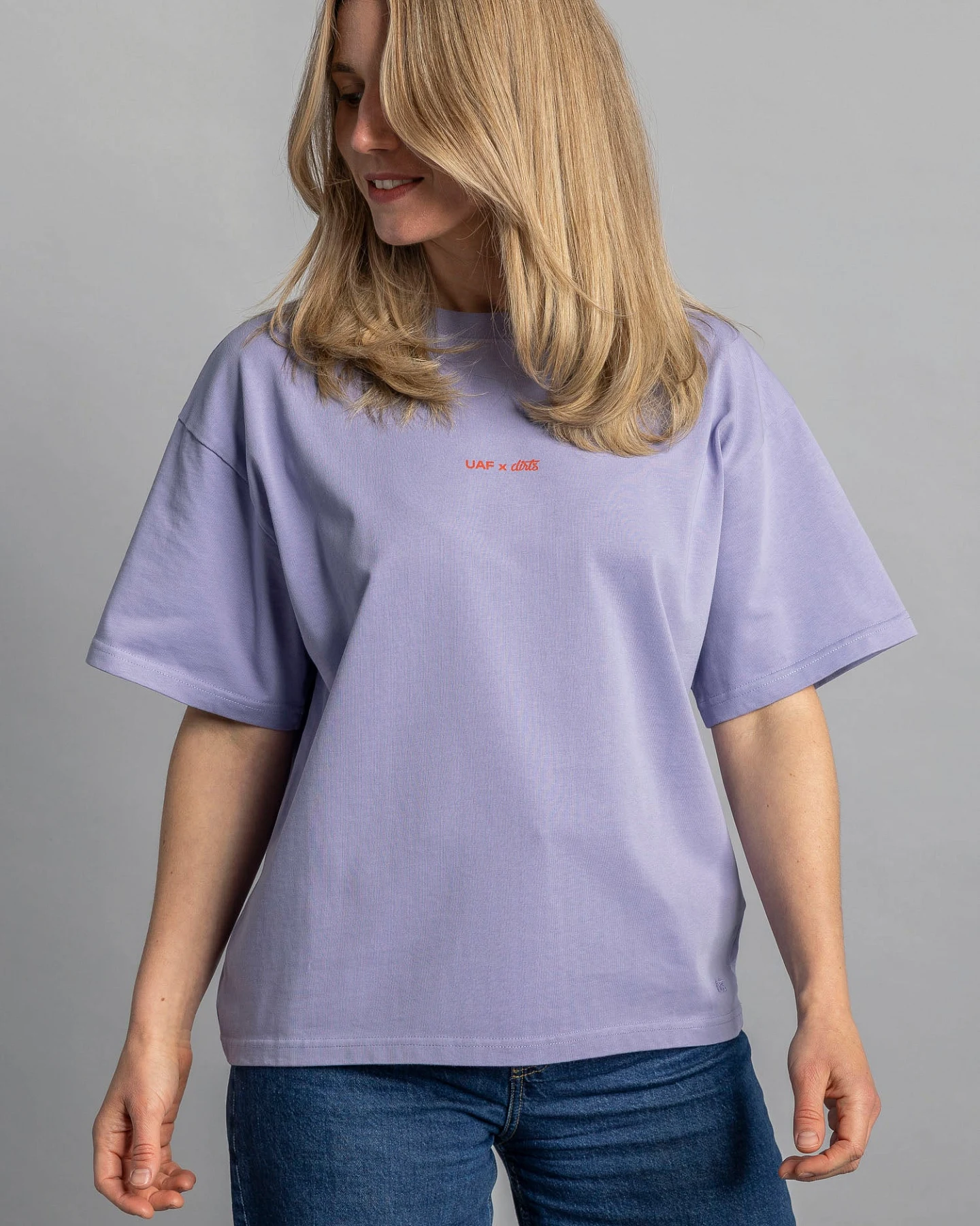 DIRTS Damen vegan T-Shirt Uaf X Dirts Boxy Lavendel – Ansicht 2