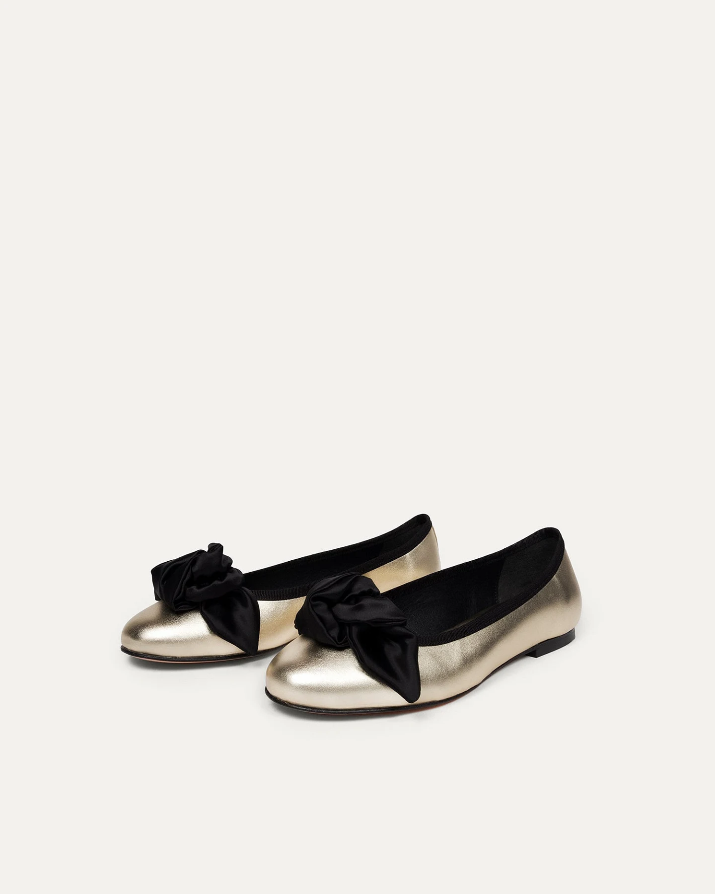 BIKKOU Damen vegan Ballerinas 9:30am Hearing In Court Hellgold – Ansicht 2