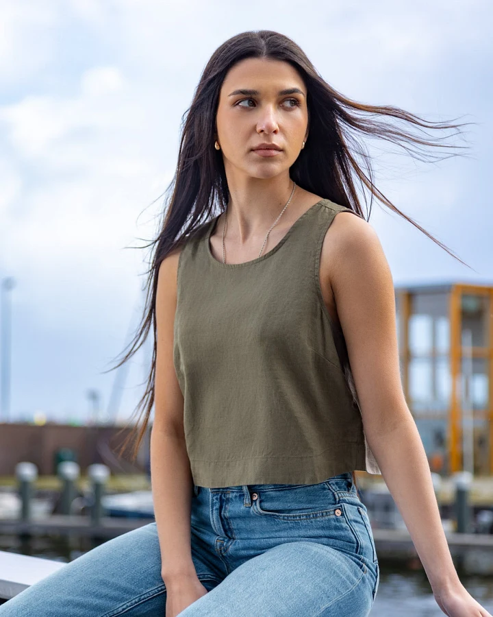 Kings of Indigo Damen vegan Crop Top Belle Bungee Cord Khakigrün