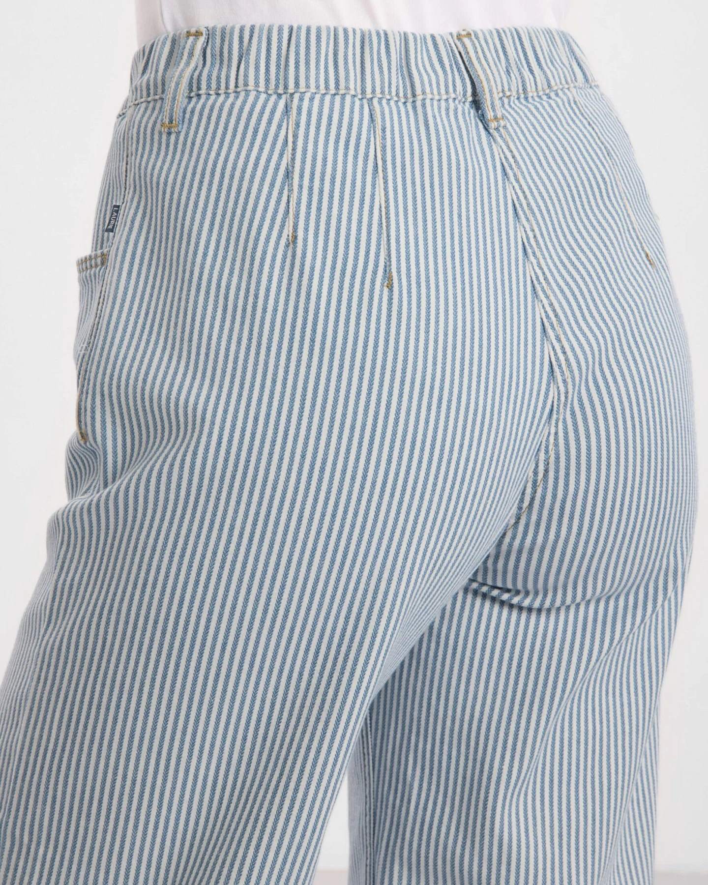 LAURIE Damen vegan Hose Donna Locker Geschnitten Weiß/Blau Gestreift – Ansicht 2