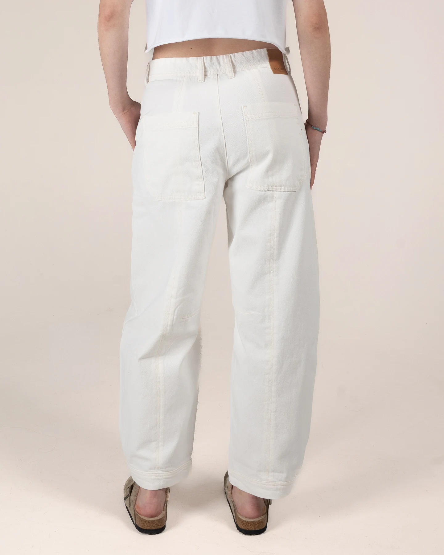 Kuyichi Damen vegan Jeans Jane Barrel Weiß – Ansicht 2