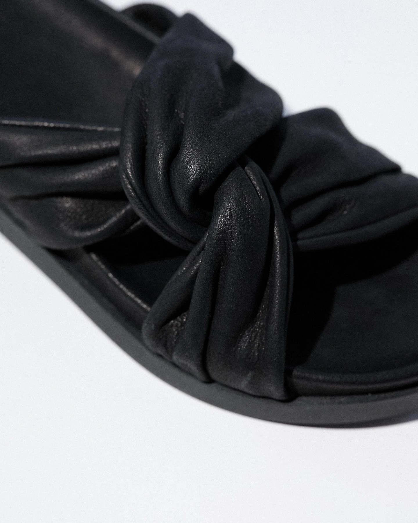 Knoten Pantolette – Ansicht 3