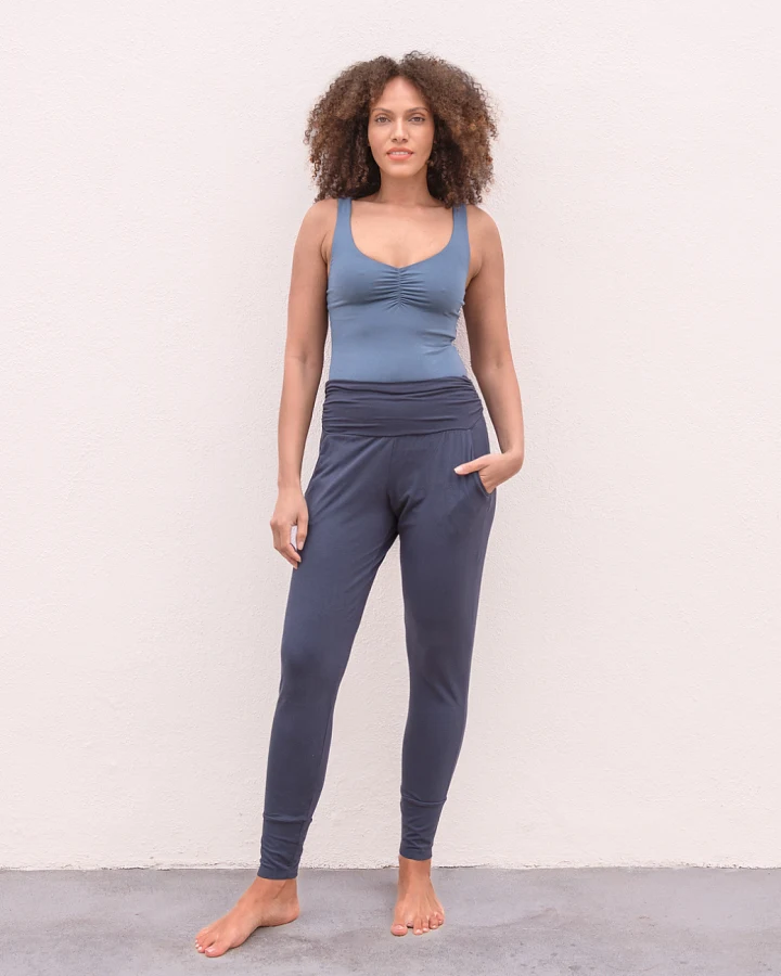 Produktseite: Jaya Organics Yogahose Mari - Nightblue L