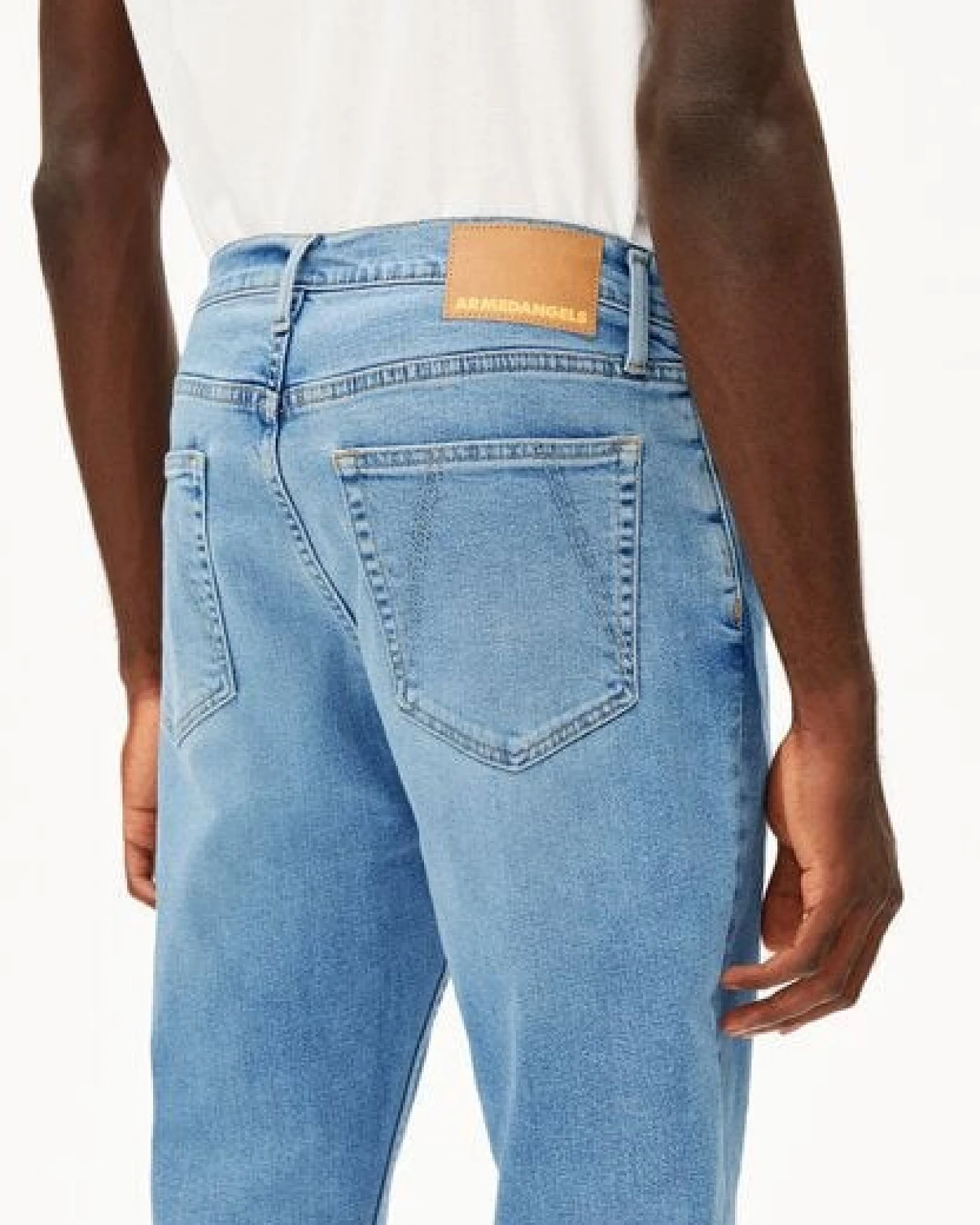 ARMEDANGELS AARJO TARPA Herren Tapered Jeans recycelter Baumwoll Mix Comfort Stretch – Ansicht 3