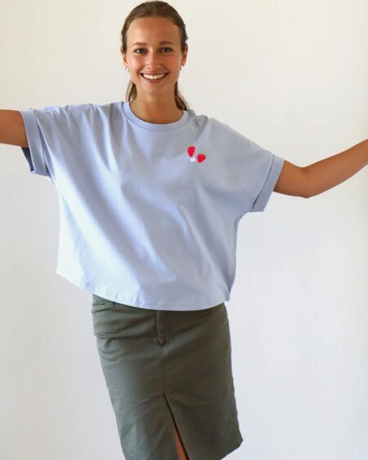 Kultgut Artdesign Biofair - Oversize Shirt/ Little Strawberrys