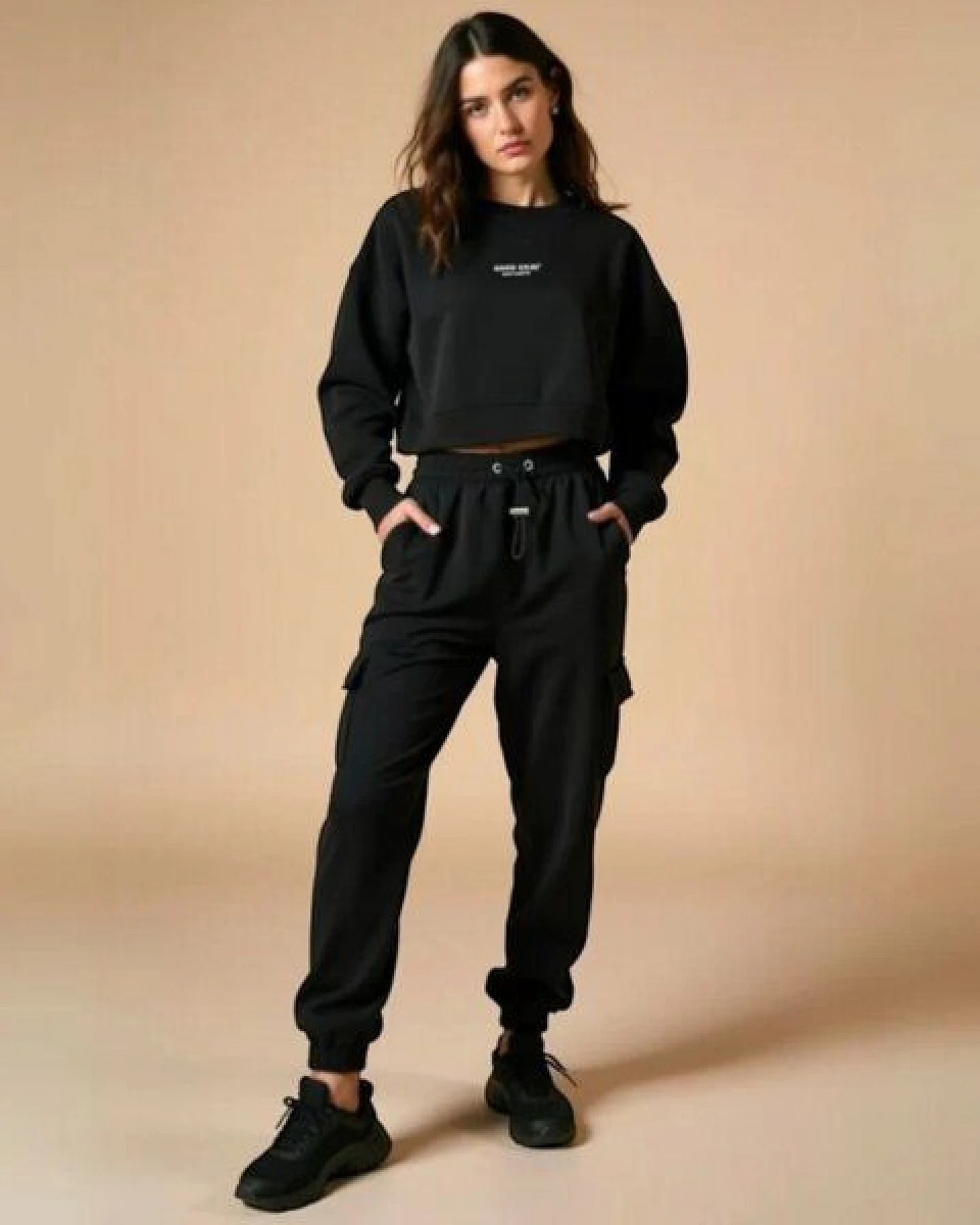 GOOD GIRL BAD HABITS Sweat Jogging-Cargo-Hose "MENTAL HEALTH" – Ansicht 4