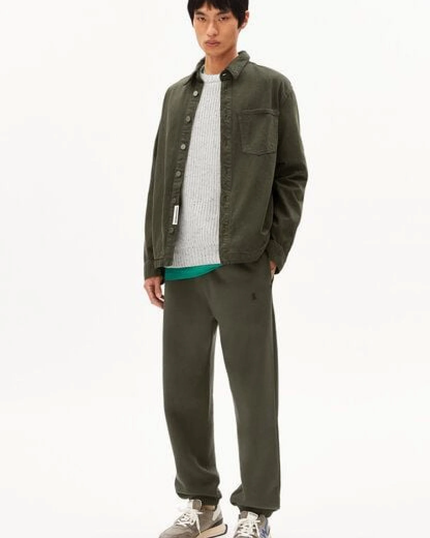 ARMEDANGELS YUNAAI Herren Overshirt aus recycelter Baumwolle – Ansicht 4