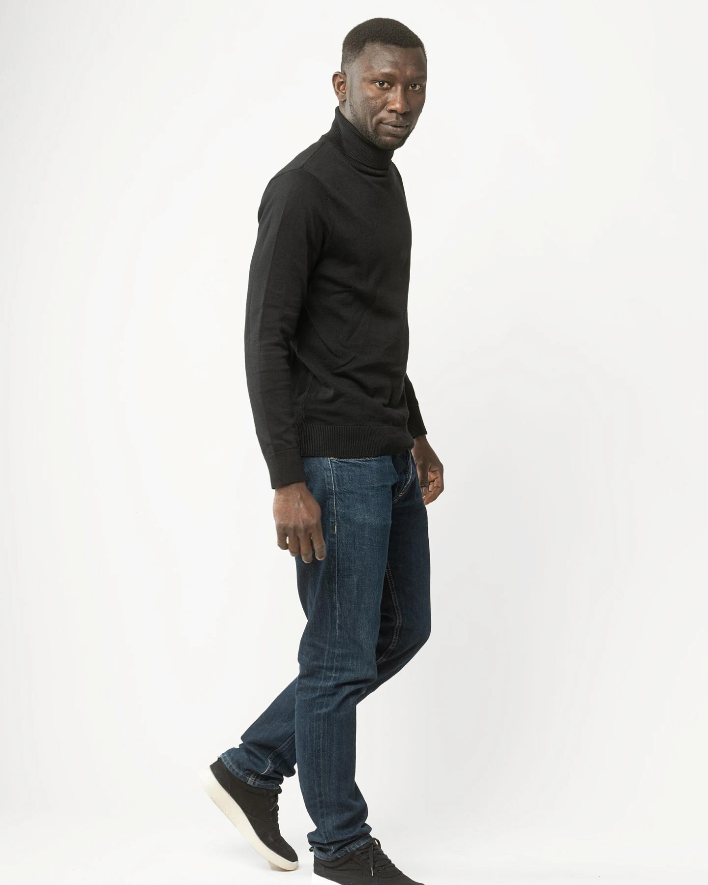MELA Herren vegan Rollkragenpullover Kanja Schwarz – Ansicht 2