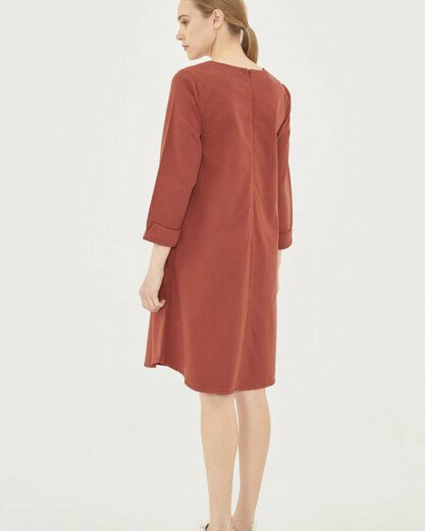 ORGANICATION Garment Dyed Kleid aus TENCEL Lyocell-mix – Ansicht 4