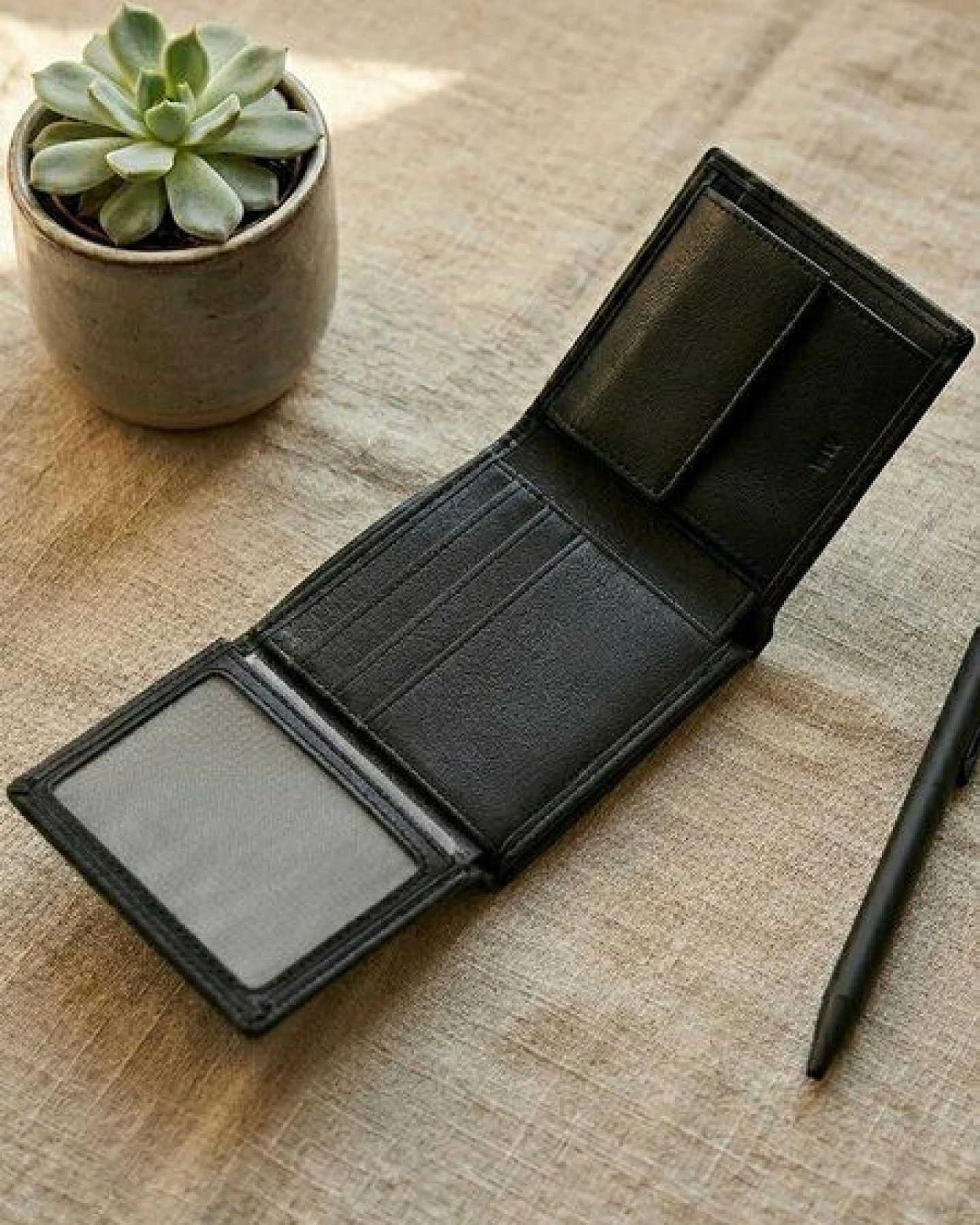 Will's Vegan Shop US-Münzgeldbörse Billfold mit drei Fächern Schwarz Herren – Ansicht 3