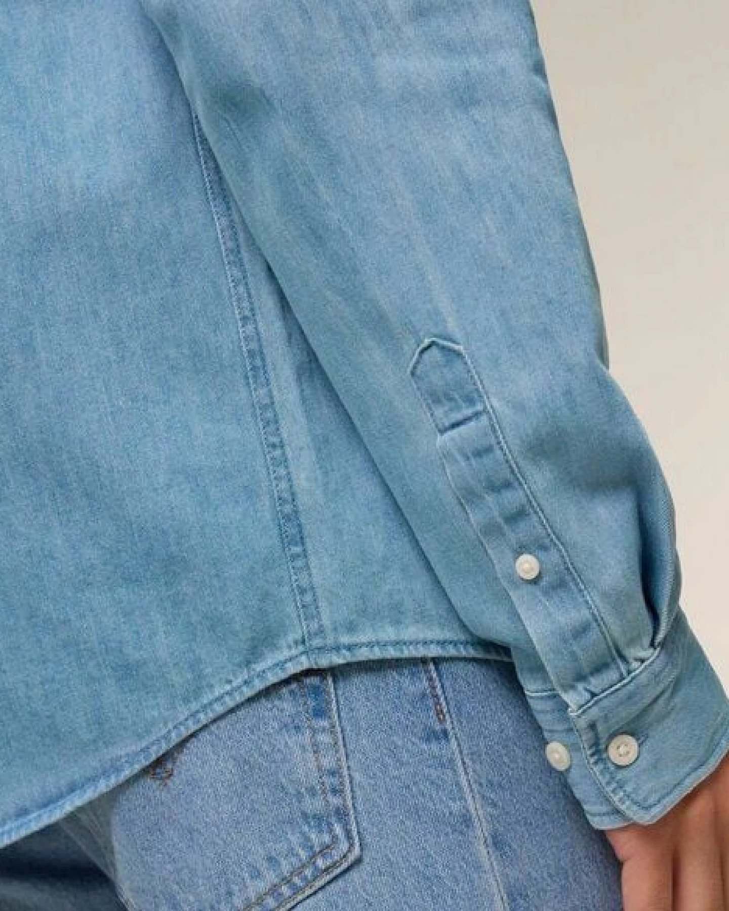 FAIRTICKEN BASICS Herren Jeans Hemd aus 100% Bio-Baumwolle – Ansicht 4
