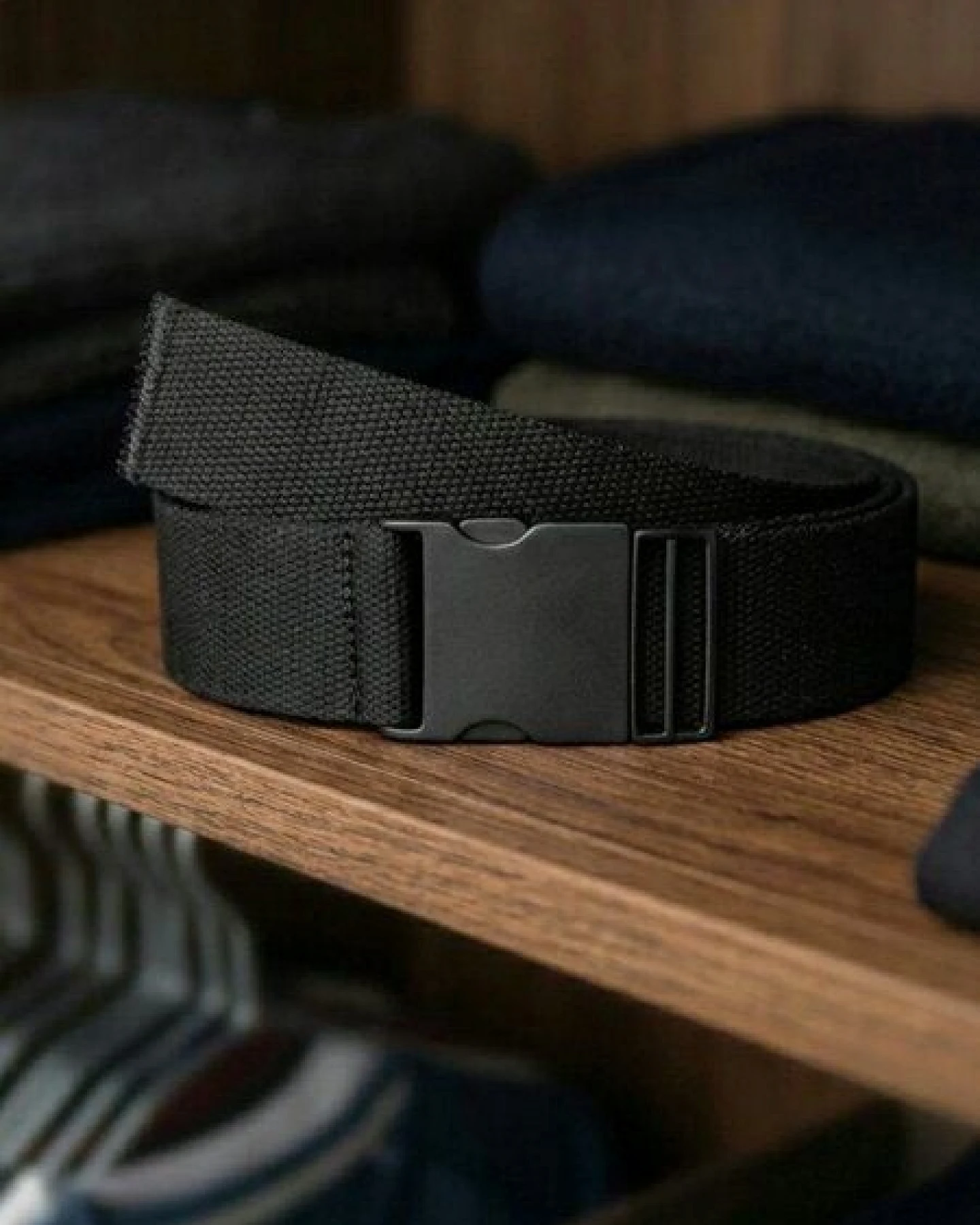 Will's Vegan Shop 4cm Tencel Metall-Clip-Gürtel – Ansicht 2