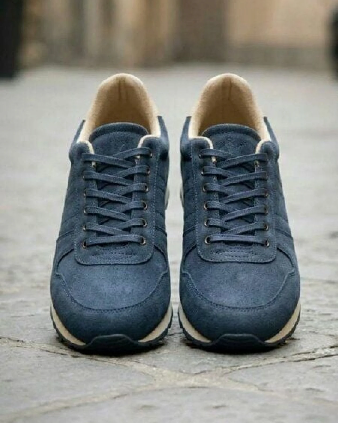 Will's Vegan Shop Milan Trainers Dunkelblaues Veganes Wildleder Herren – Ansicht 2