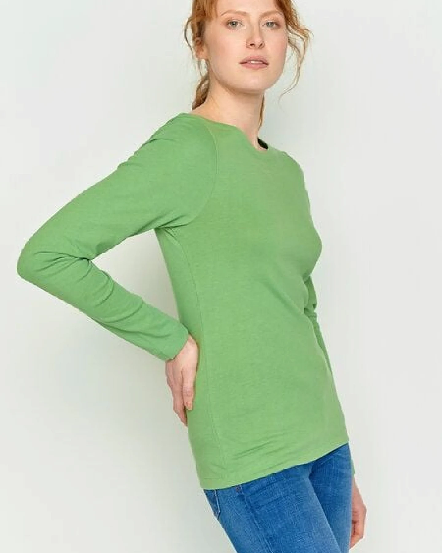 GREENBOMB Basic Yummy - Sportliches Longsleeve aus Bio-Baumwolle / GOTS / Fair & Vegan – Ansicht 4