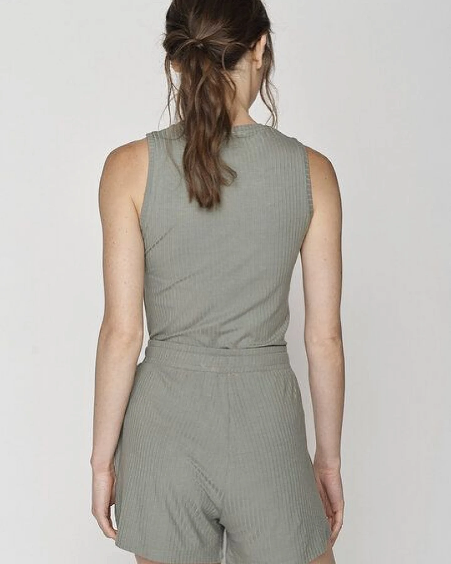 GREENBOMB Basic Few - Sportliches Top aus LENZING TENCEL Mix / Fair & Vegan – Ansicht 4