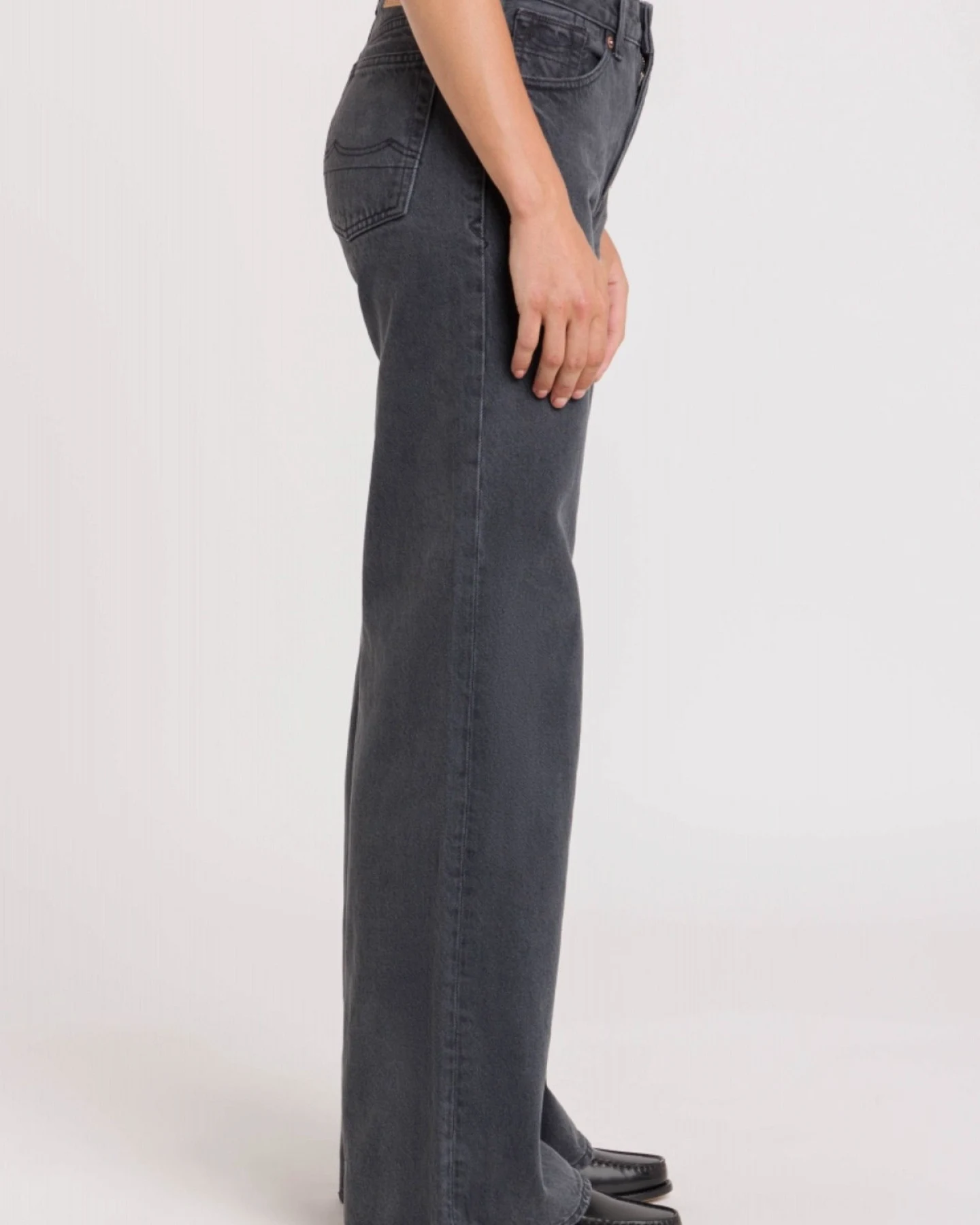 Jeans Jane Eco Recycled Grey Worn – Ansicht 3