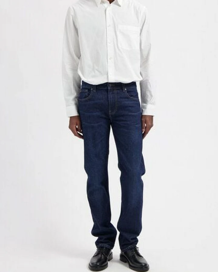 MUD Jeans Men Jeans Bryce Mid Straight aus aus einem Mix aus Bio-Baumwolle und recycelter Baumwolle (faded steal)