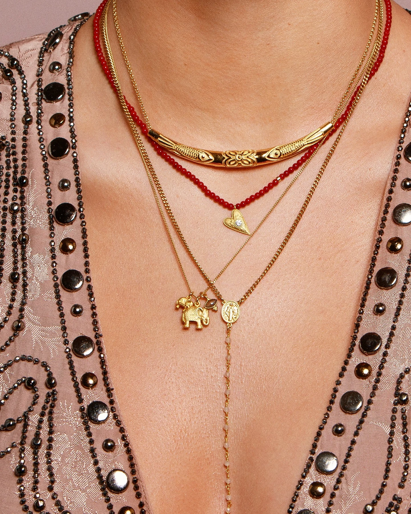 Hoffnungsträger Elefanten Kette „Deep Connection“ Gold mit Labradorit – Ansicht 3