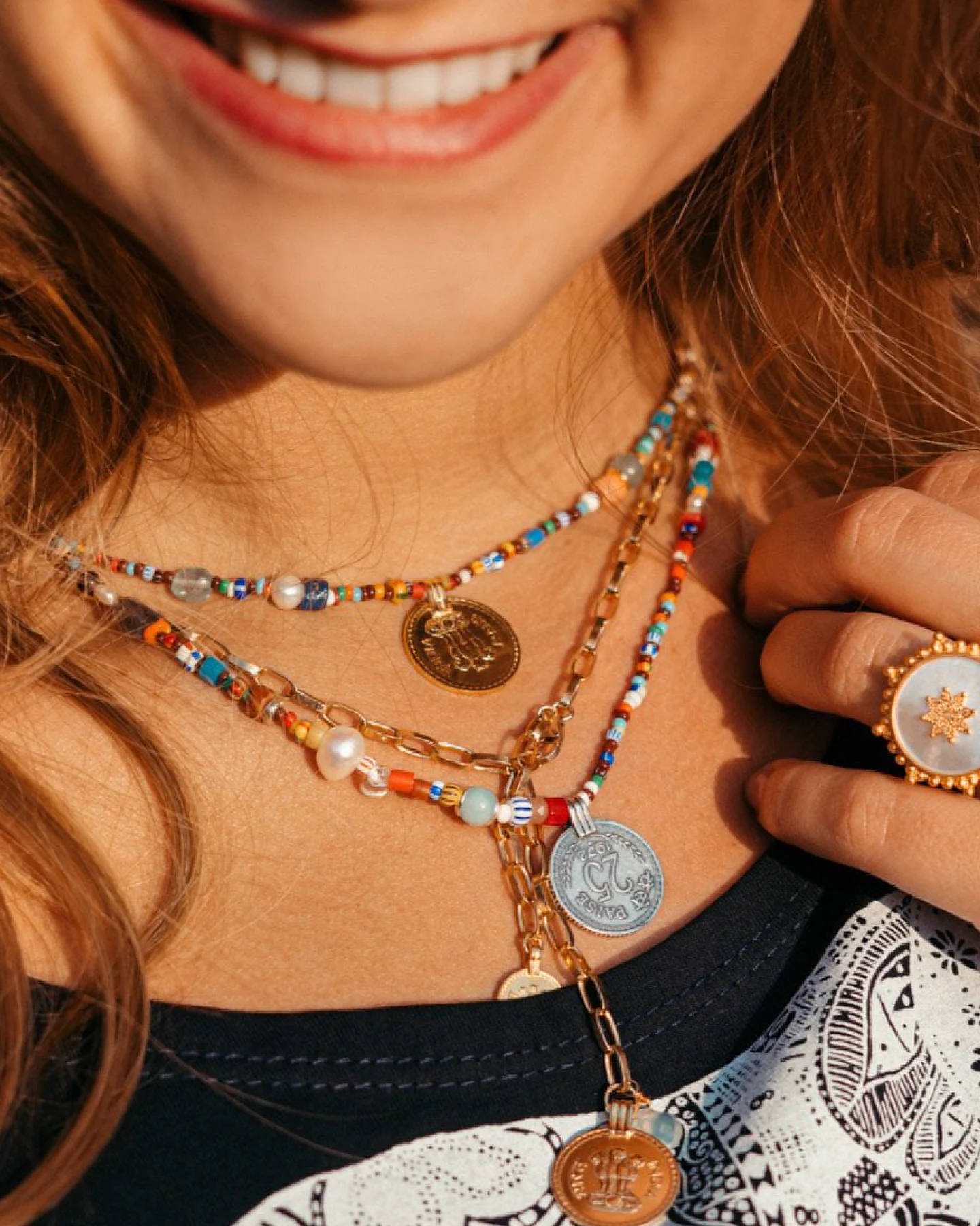 Hoffnungsträger Bunte Choker-Kette "Afrika" Münze Silber – Ansicht 3