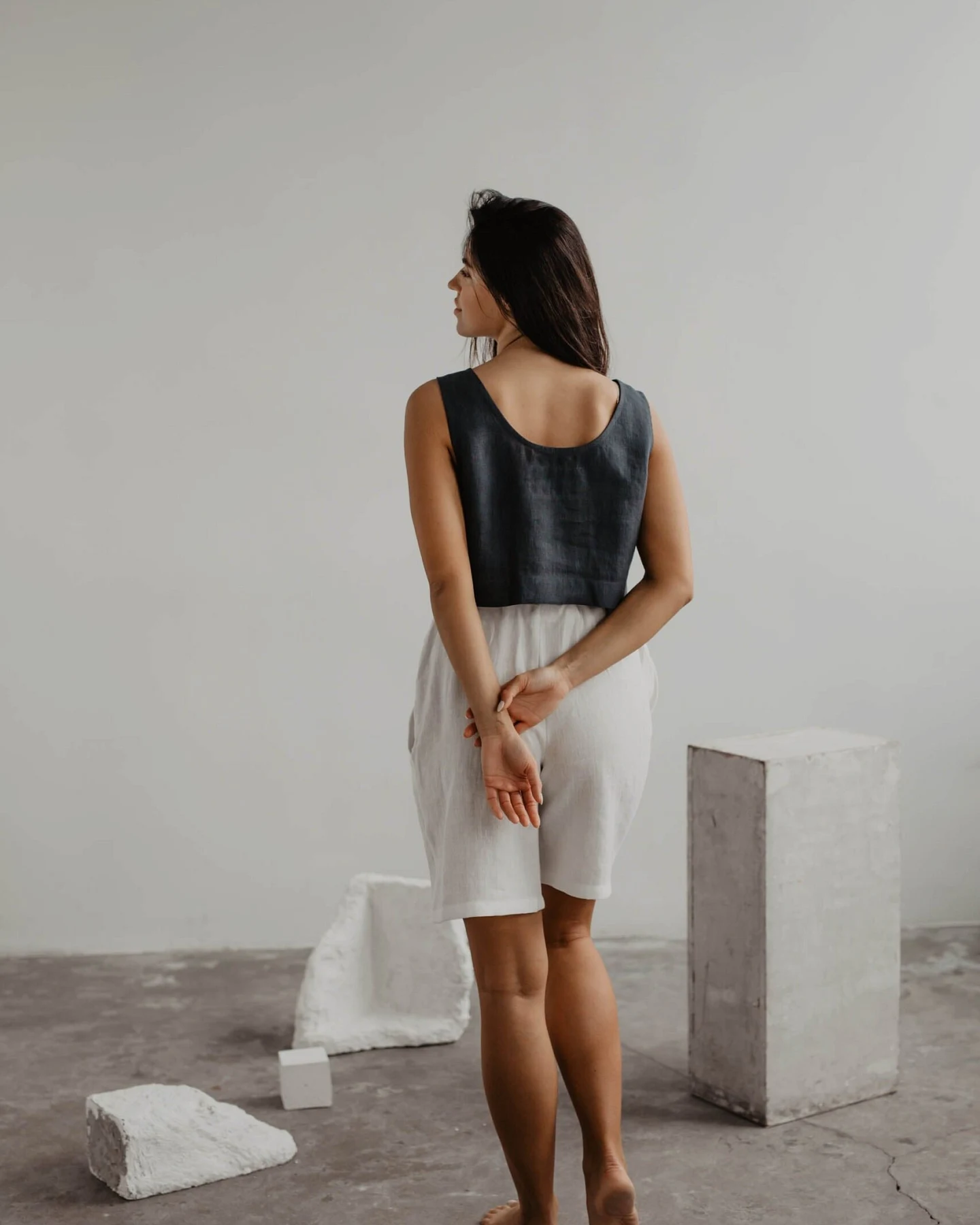 AmourLinen Damen vegan Crop Top Pippa Anthrazit – Ansicht 2
